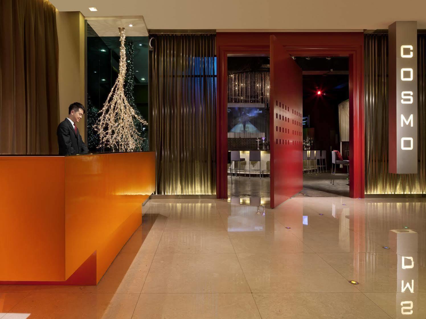 Cosmo Hotel Hong Kong Dış mekan fotoğraf